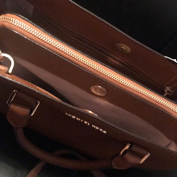 Michael Kors leather purse - Picture 6 of 8